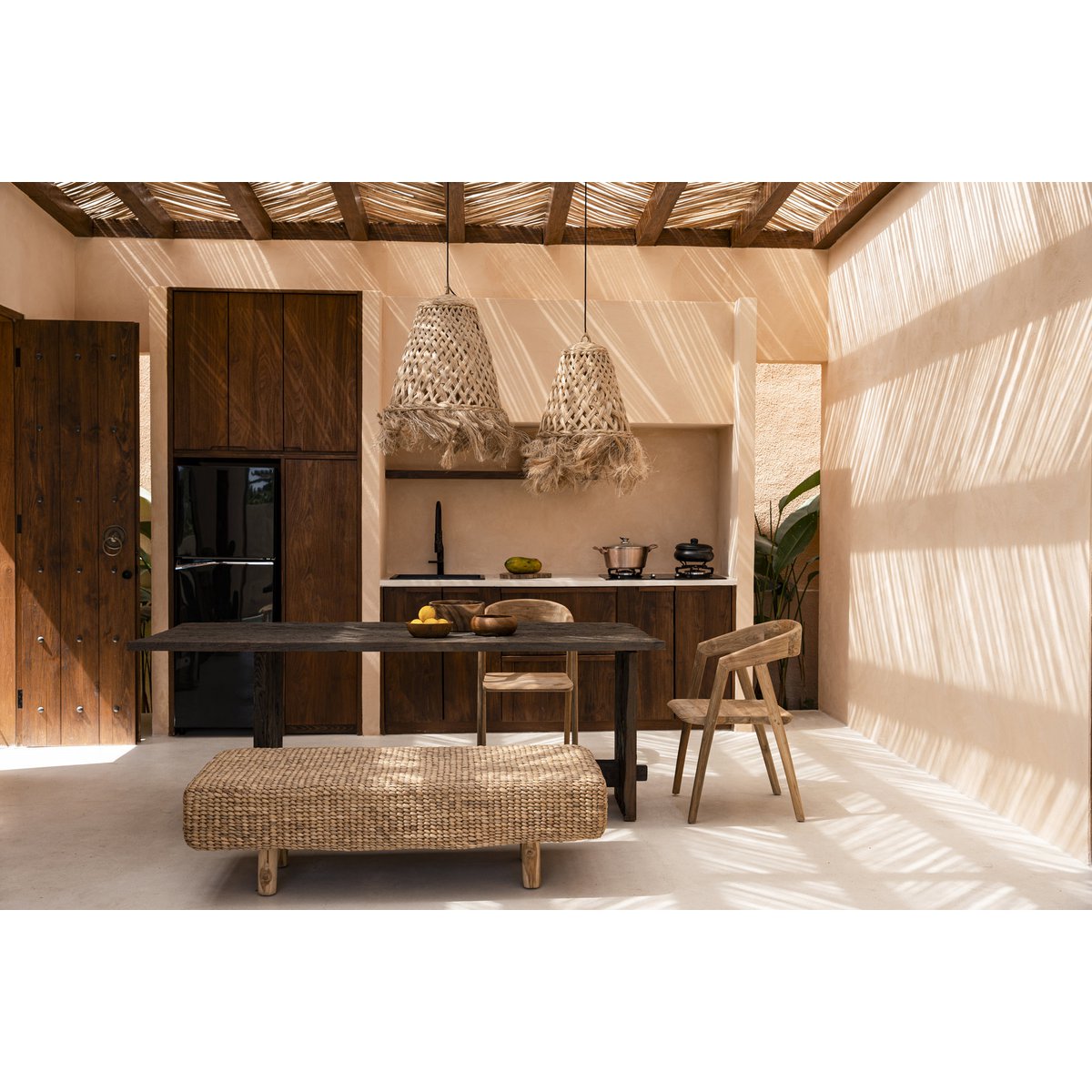 Wasserhyazinthenbank – Handgefertigte Sitzbank aus Naturfasern & Holz