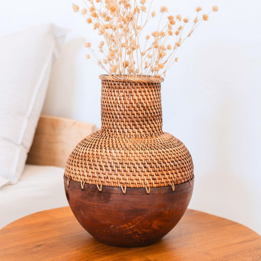 Kamari – Rattanvase für Trockenblumen