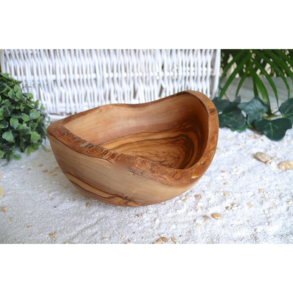 Olivenholz-Schale „TERRA“ – Allzweck-Schale, handgefertigt (Ø ca. 14 cm)