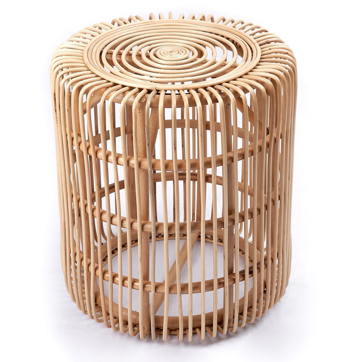 Alamaya – Rattan-Beistelltisch mit klarer Form