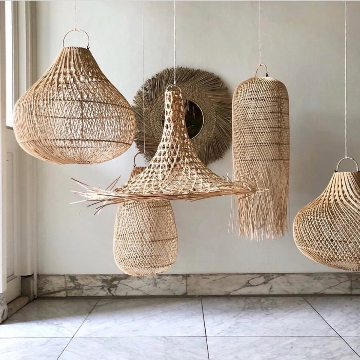 Mykonos Rattan-Hängeleuchte – Handgefertigter Boho-Anhänger aus Naturmaterial (Größe M)