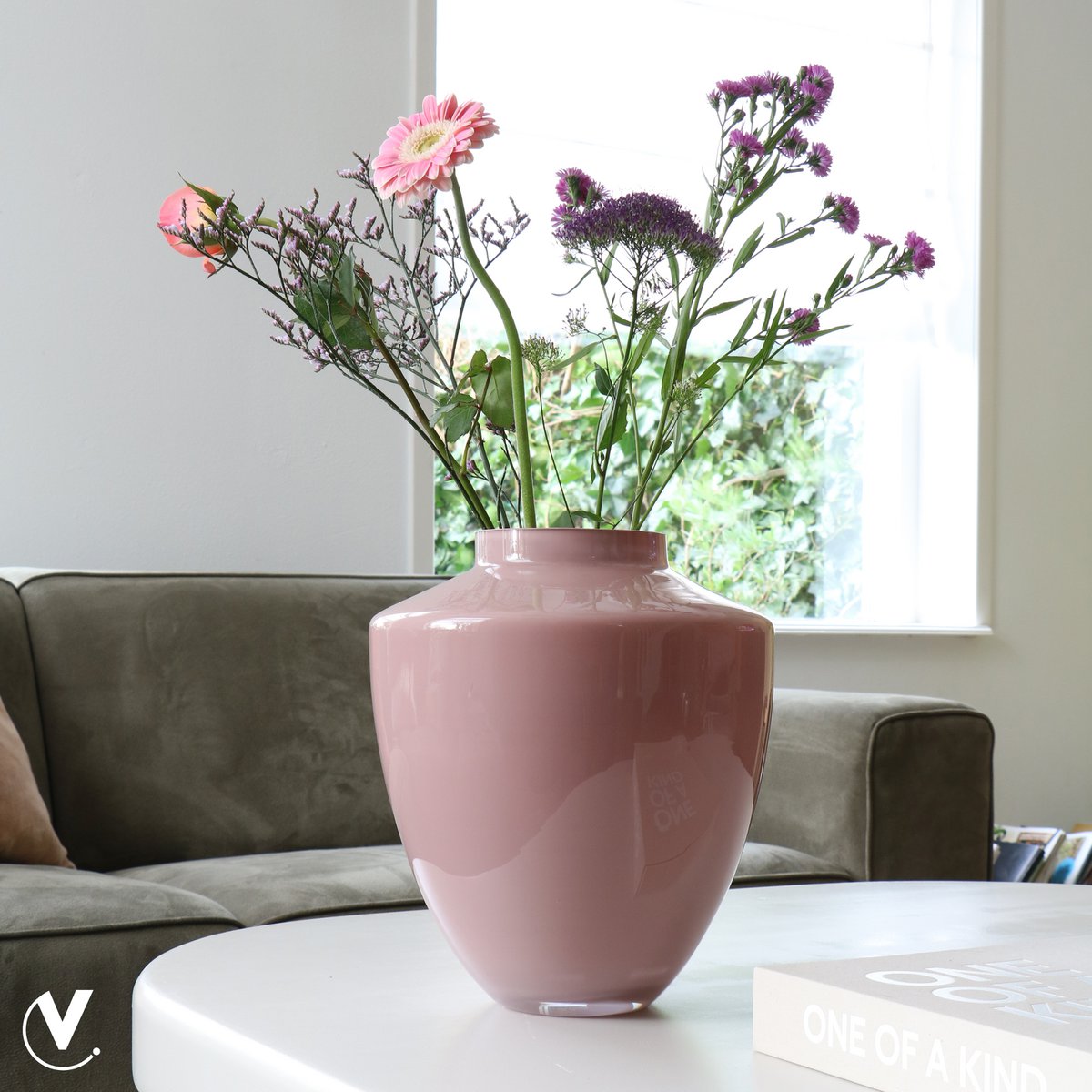 Vase „Tugela“ – Pastellrosa, mundgeblasenes Glas